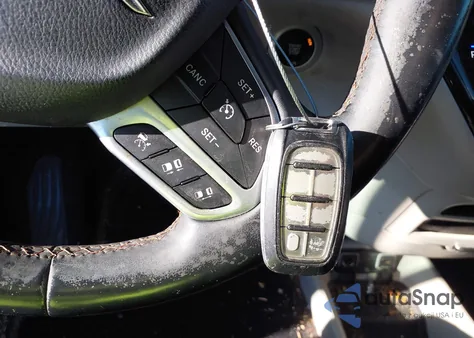 2017 Chrysler Pacifica Touring-L Plus из США, поврежденный, VIN 2C4RC1EG8HR538179